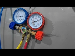 自動車のエアコンコンプレッサーの専門試験と漏れ検出